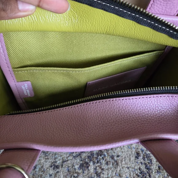 Marc Jacobs Lilas ''The Tote Bag' Small - Picture 11 of 14